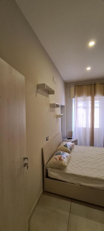 Garibaldi Room เนเปิลส์ ภายนอก รูปภาพ